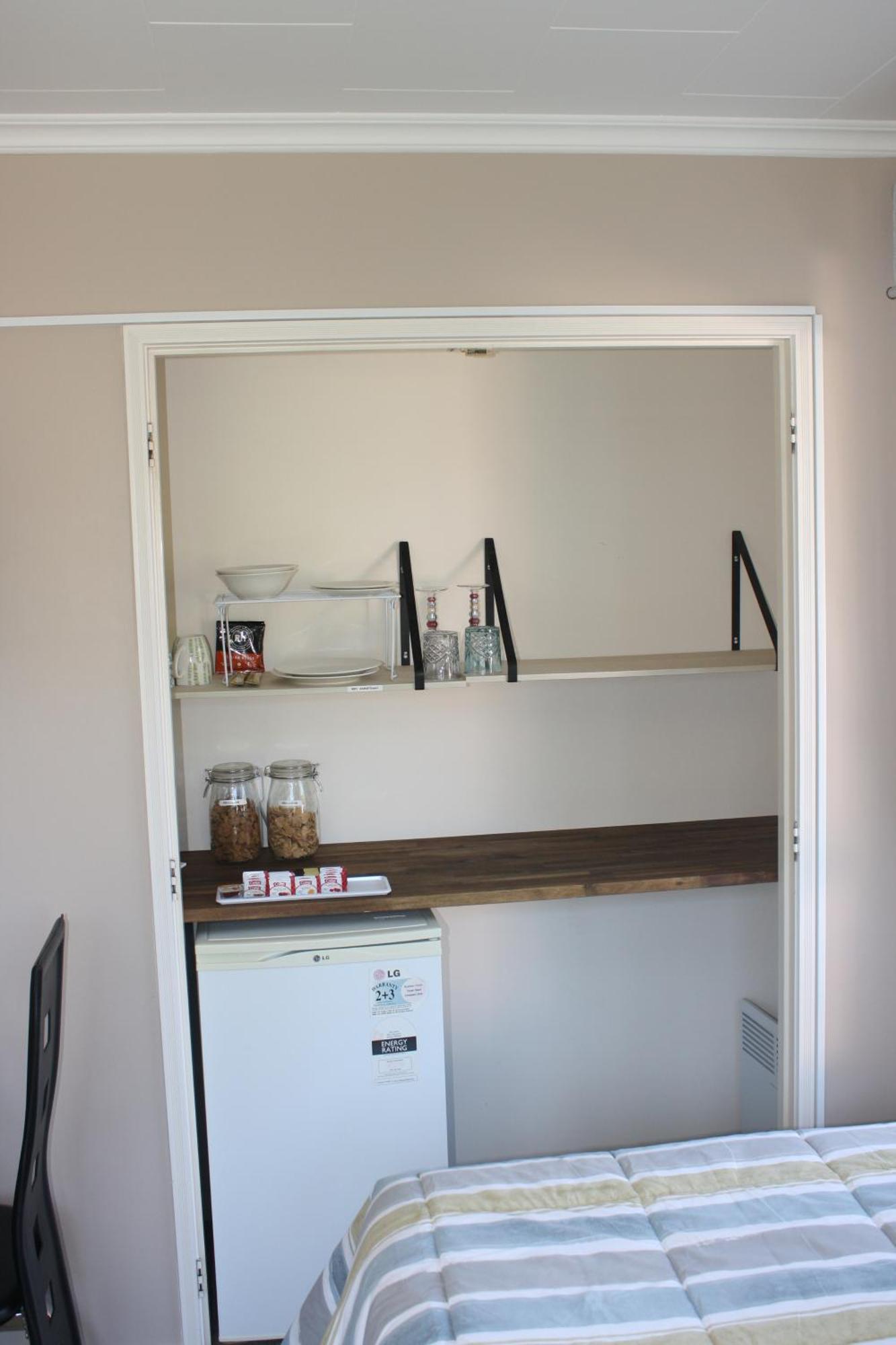 Glamis Ave Shared Home B&B นิวพลีมัธ ภายนอก รูปภาพ